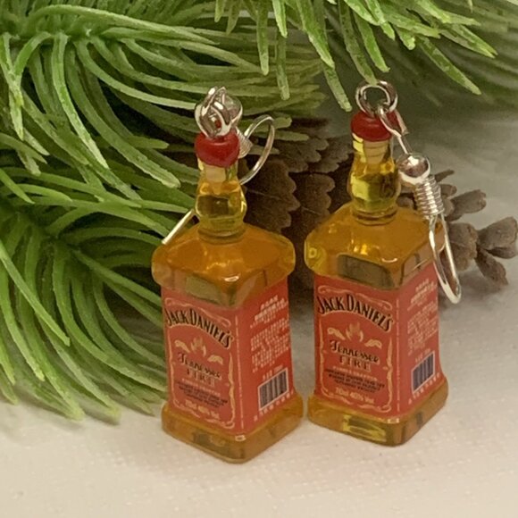 Whiskey Earring, Liquor Earring, Alcohol Earring, Gift Idea, Novelty Earring, - Picture 2 of 4